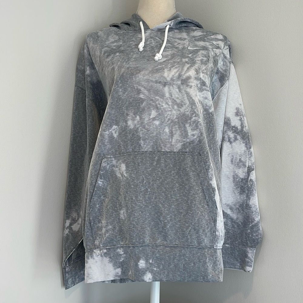 Nike DriFIT Gray Tie-Dye Pullover Hoodie Size M